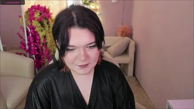 Sara Mour online show from 04.01.26