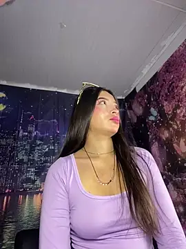 Itze Mua online show from 03.27.26