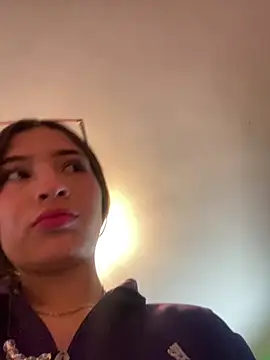 Itze Mua online show from 04.01.26