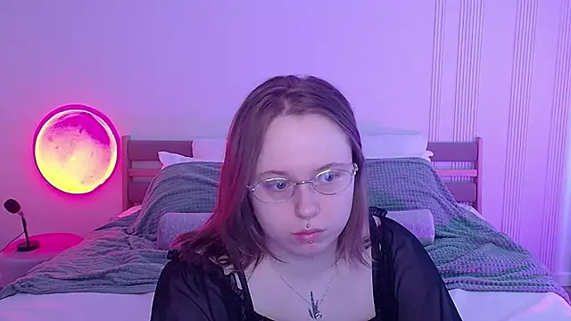 SelenaLily online show from 04.05.26