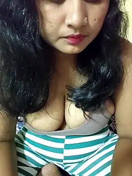 Tridha 2 online show from 04.13.26