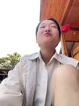 Jolinie online show from 04.05.26