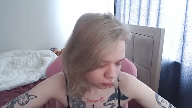 TenderChloe online show from 06.06.26