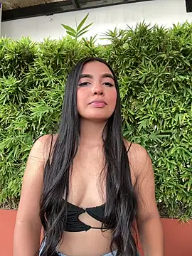 HaileyBiieber online show from 04.14.26