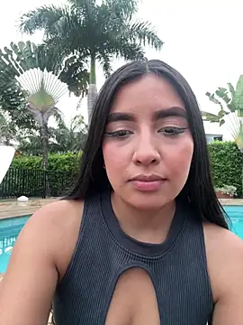 HaileyBiieber online show from 04.15.26