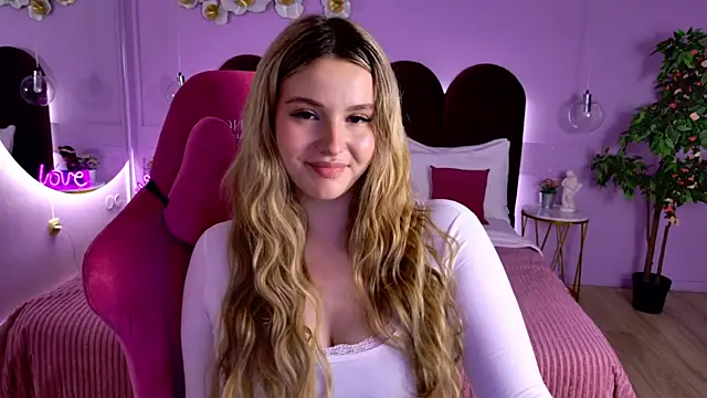 CharlotteAtwoood online show from 05.18.26