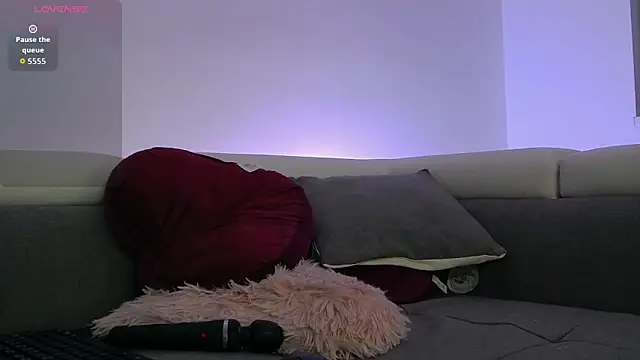 loveKyliee online show from 04.07.26