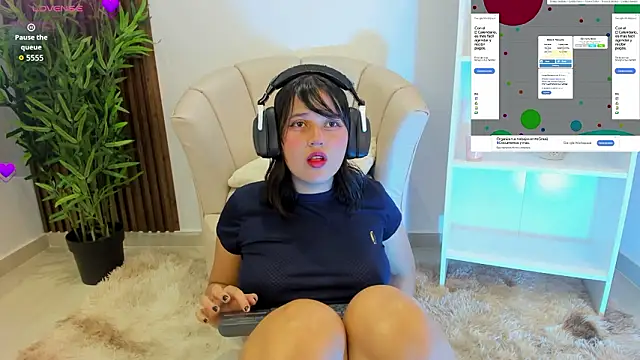 mia jonnes18 online show from 03.29.26