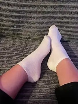 LilouPieds online show from 05.07.26