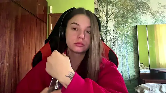 ThedaStrevell online show from 04.14.26