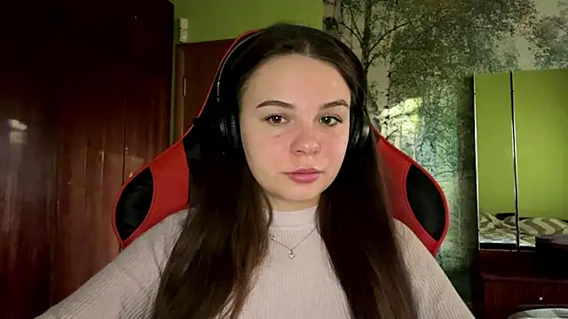 ThedaStrevell online show from 04.20.26