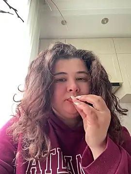 curly elise online show from 04.07.26