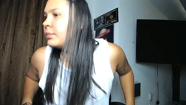 Junaiker roa1 online show from 04.04.26