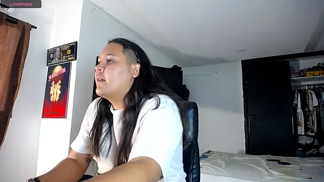 Junaiker roa1 online show from 04.09.26