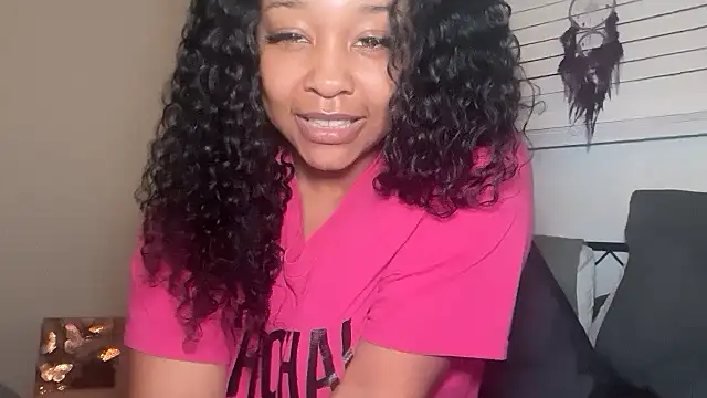 Yourmommysilk online show from 04.25.26