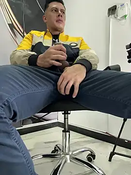  spencer boy online show from 04.15.26