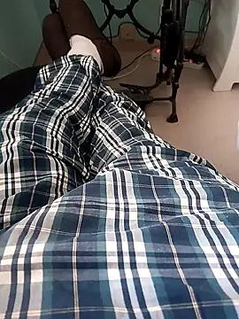 Snapshot of DanTrov79 chatting on 04.15.26 DanTrov79 online show from 04.15.26