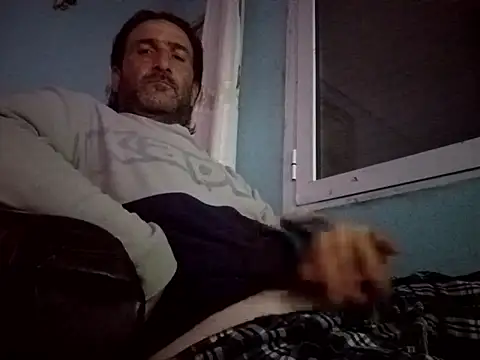 Snapshot of DanTrov79 chatting on 04.16.26 DanTrov79 online show from 04.16.26