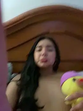 valvam  online show from 04.10.26