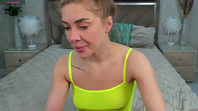 OliviaXStar online show from 04.05.26