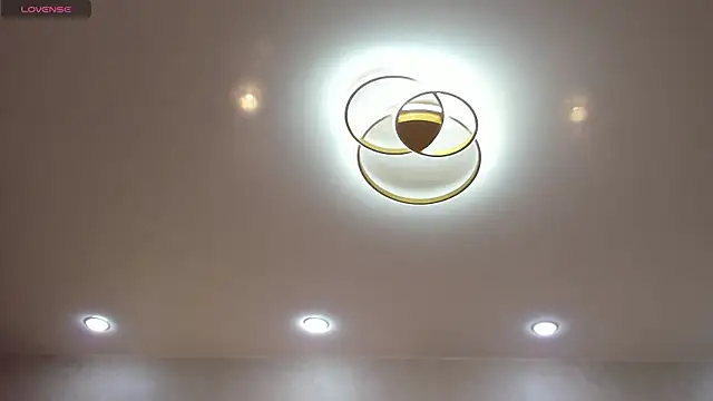 OliviaXStar online show from 04.09.26