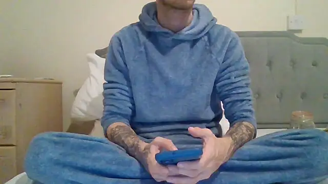 feetlovrr94 online show from 03.27.26