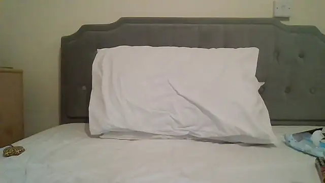 feetlovrr94 online show from 03.28.26