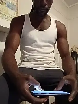Snapshot of KingBlackStallion chatting on 06.14.26 KingBlackStallion online show from 06.14.26