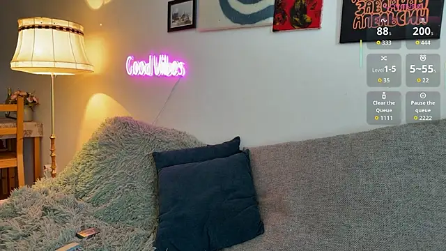 AurikTrix online show from 04.02.26