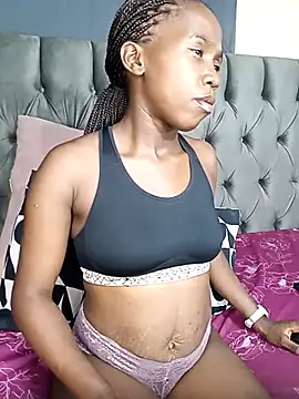 Cybil Hearts online show from 04.03.26