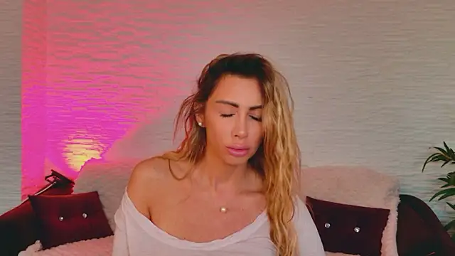 AngelWooW online show from 03.27.26