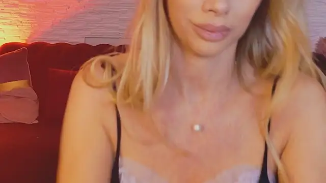 AngelWooW online show from 04.03.26