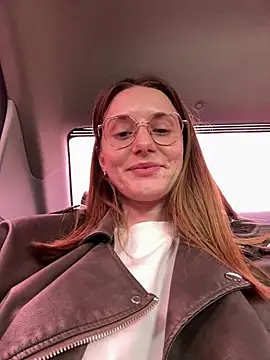 FReyja 44 online show from 04.20.26