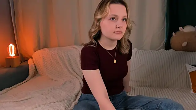 LorriMonz online show from 04.13.26