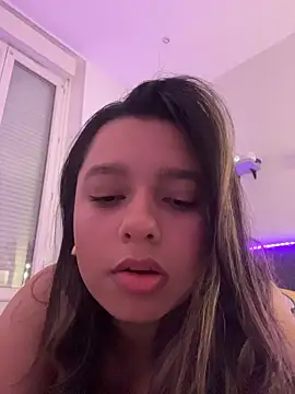 Lusty Lunaa online show from 03.27.26