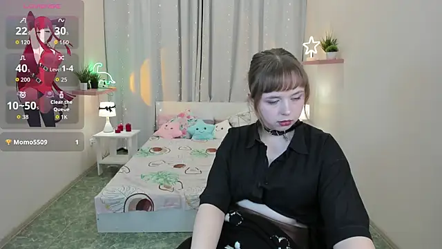 LeonaHicks online show from 04.07.26