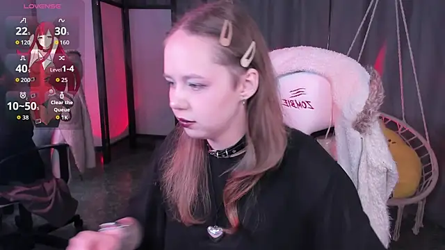 LeonaHicks online show from 04.13.26