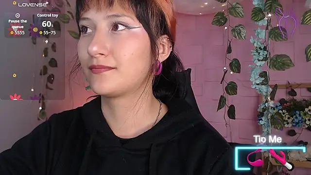 eyes moonn online show from 03.28.26