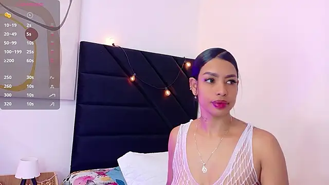 Snapshot of skinnyindiansluttt chatting on 05.31.26 skinnyindiansluttt online show from 05.31.26