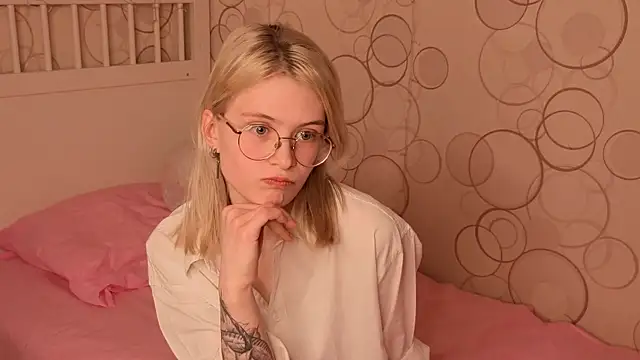 CarleySuski online show from 03.28.26