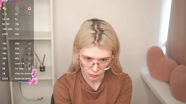 CarleySuski online show from 04.09.26