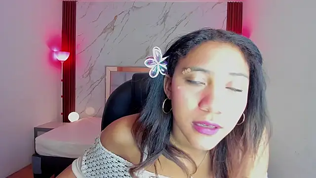 EsperanzaMora online show from 05.12.26