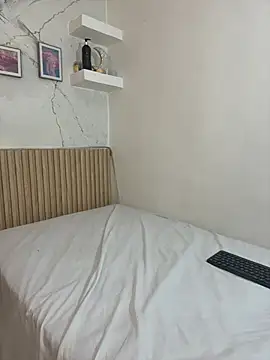 Sami Loveee  online show from 04.14.26