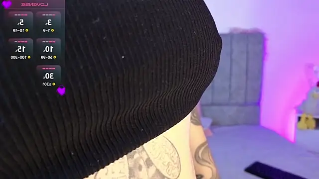 Luna Blooms online show from 04.09.26