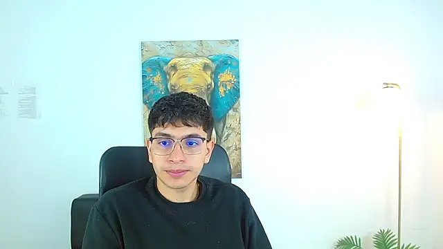 maax 18 online show from 03.25.26