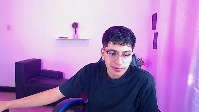 maax 18 online show from 04.14.26