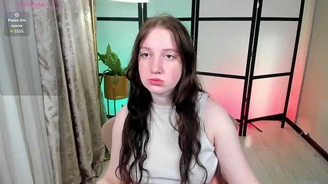 Elisabeth Binder online show from 04.06.26