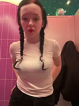 Flora Ray online show from 04.08.26