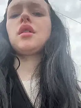 Flora Ray online show from 04.16.26