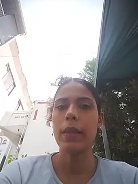 wet vika online show from 04.04.26